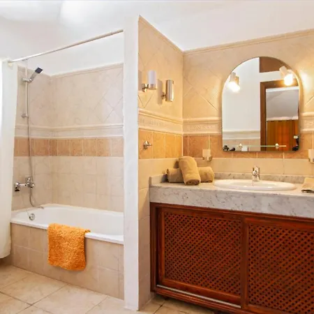 La Asomada Sleeps 6 Pool Wifi La Asomada (Lanzarote)